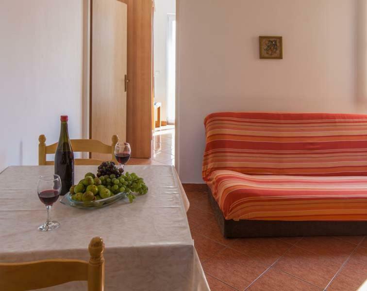 Apartmani Mudronja Murter Esterno foto
