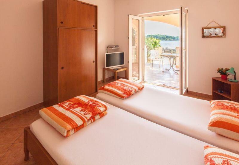 Apartmani Mudronja Murter Esterno foto